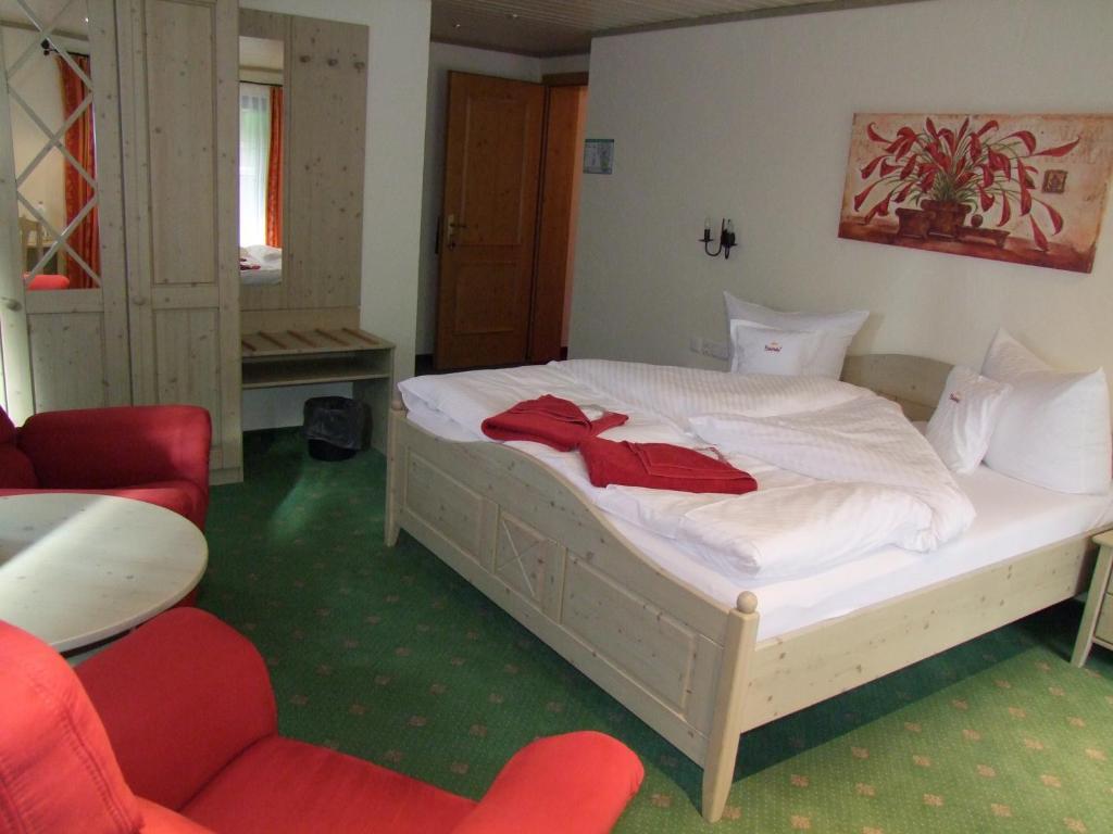 Hubertushof Hotel Garni Оберштауфен Номер фото